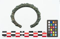 Foto von Bronzeknotenarmreif (NHMW-PRAE-026317)